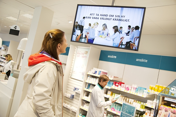 Señalización digital en farmacias