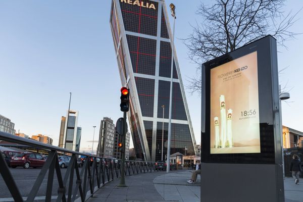 ¿Qué puedes hacer con un mupi digital?