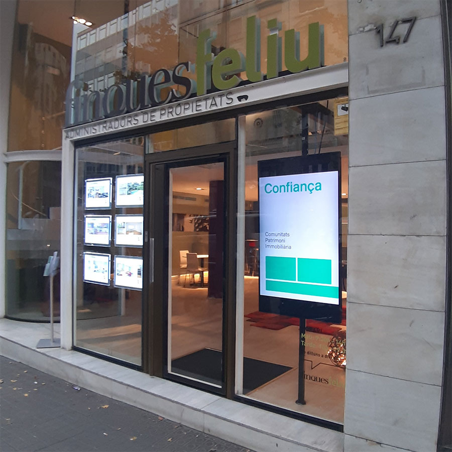 finques-feliu-carteleria-digital