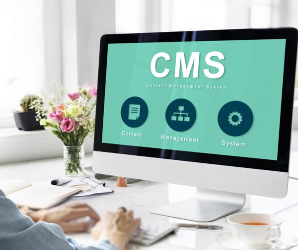 ¿Qué buscar en un CMS de señalización digital?